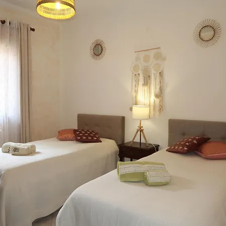 Isaurinda 1 By Interhome