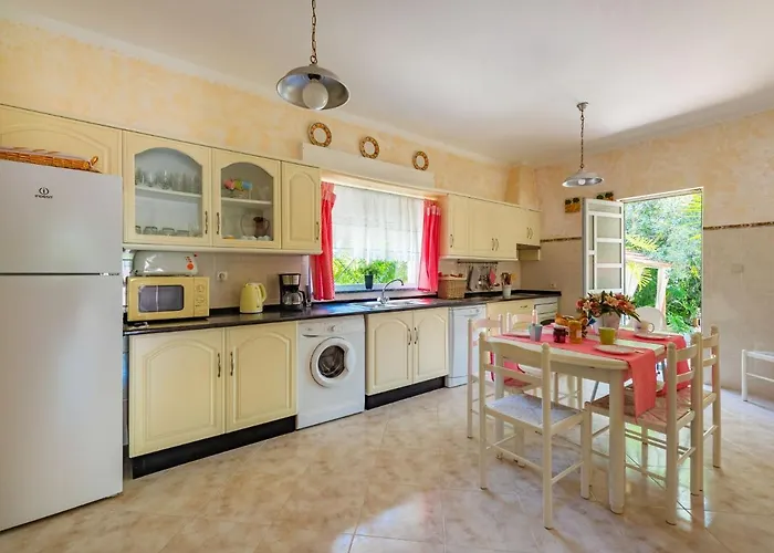 Vakantiehuis Isaurinda By Interhome