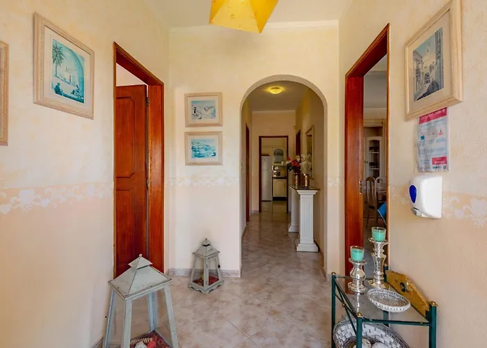 Isaurinda By Interhome *