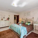 Holiday home Isaurinda By Interhome